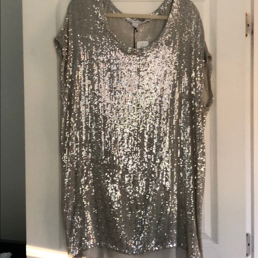 DIANE VON FURSTENBERG GREYISH TAUPE SEQUINED DRESS - Picture 3 of 8